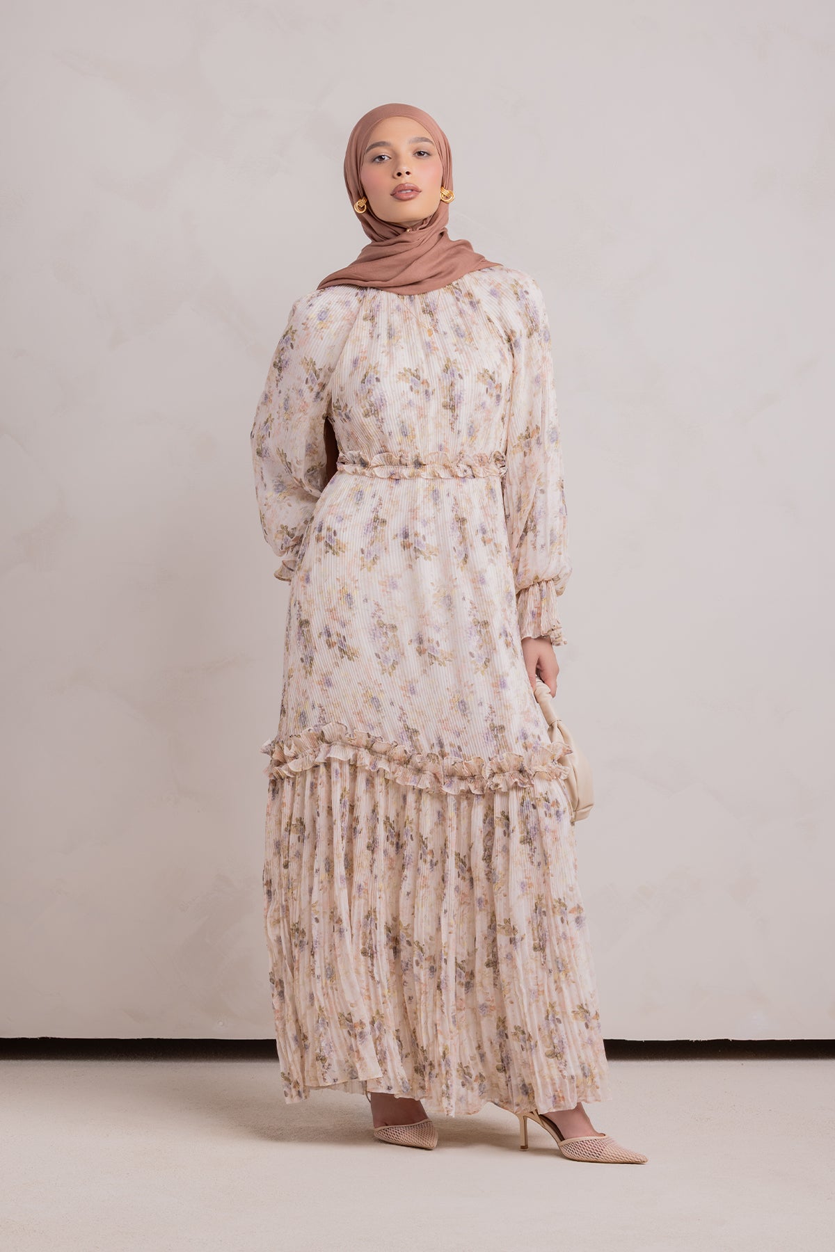 Aiza Pleated Floral Maxi Dress- Fairy