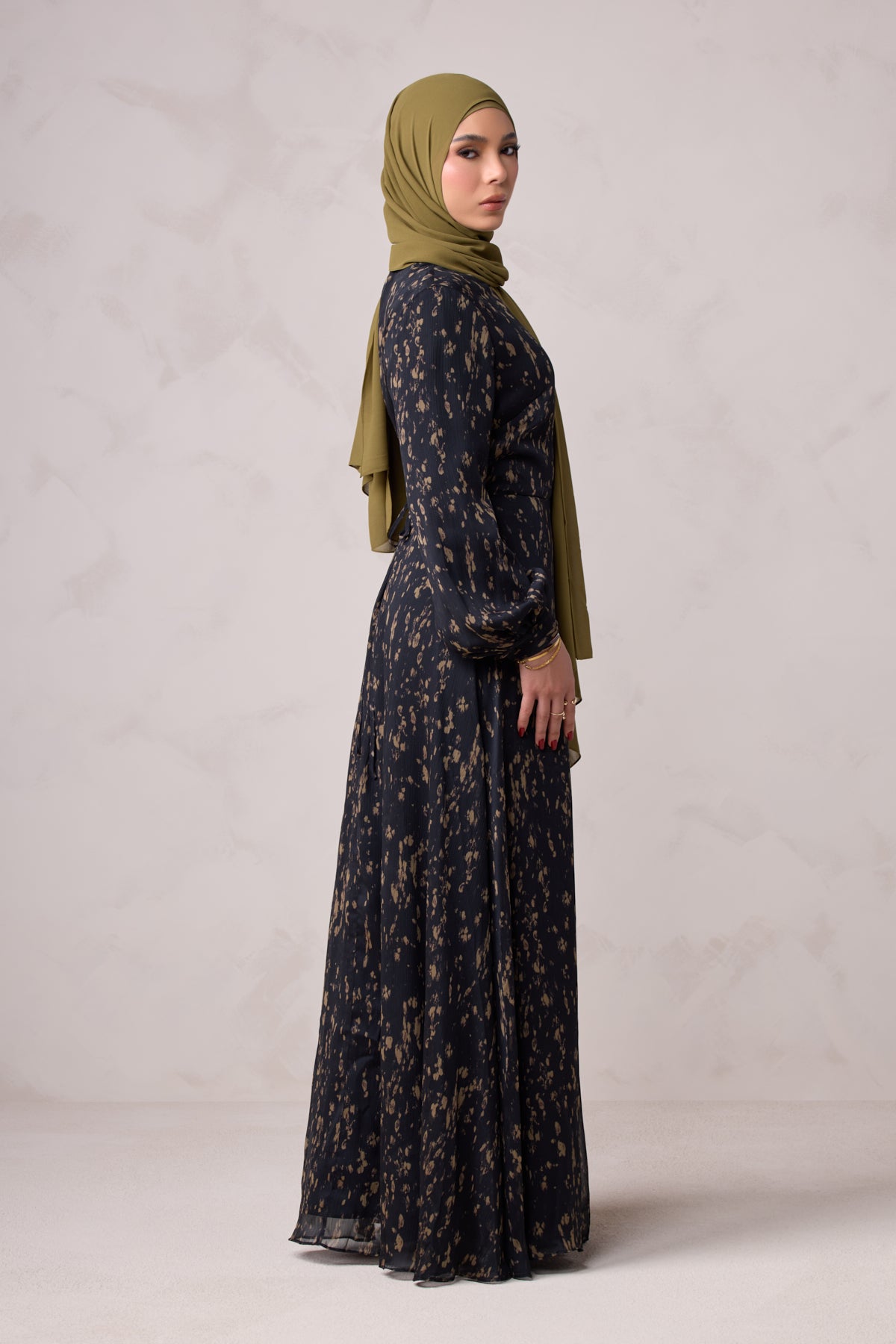 Qamar Long Sleeve Maxi Dress