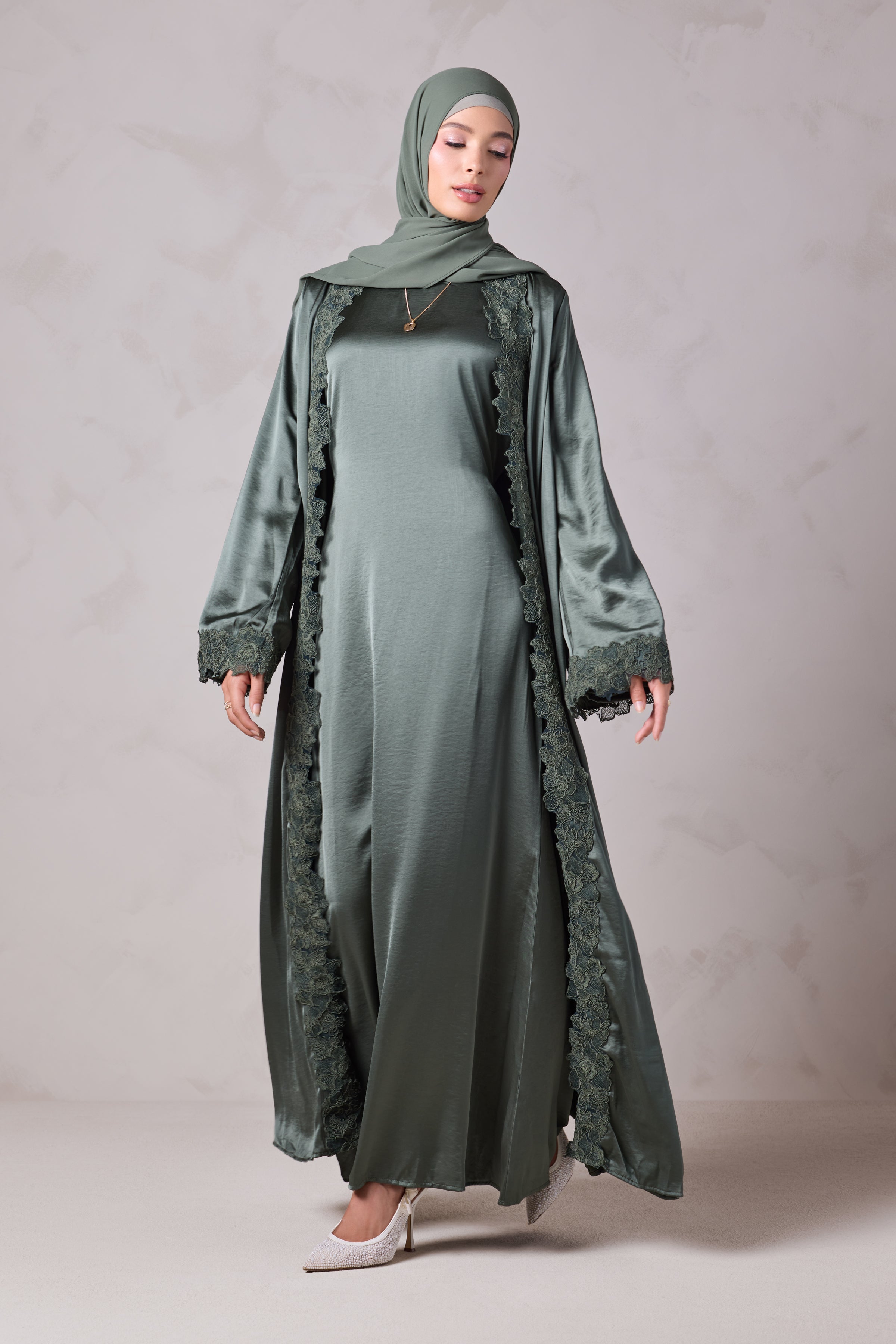 Amani Lace Trim Abaya & Hijab Set - Zaytoon