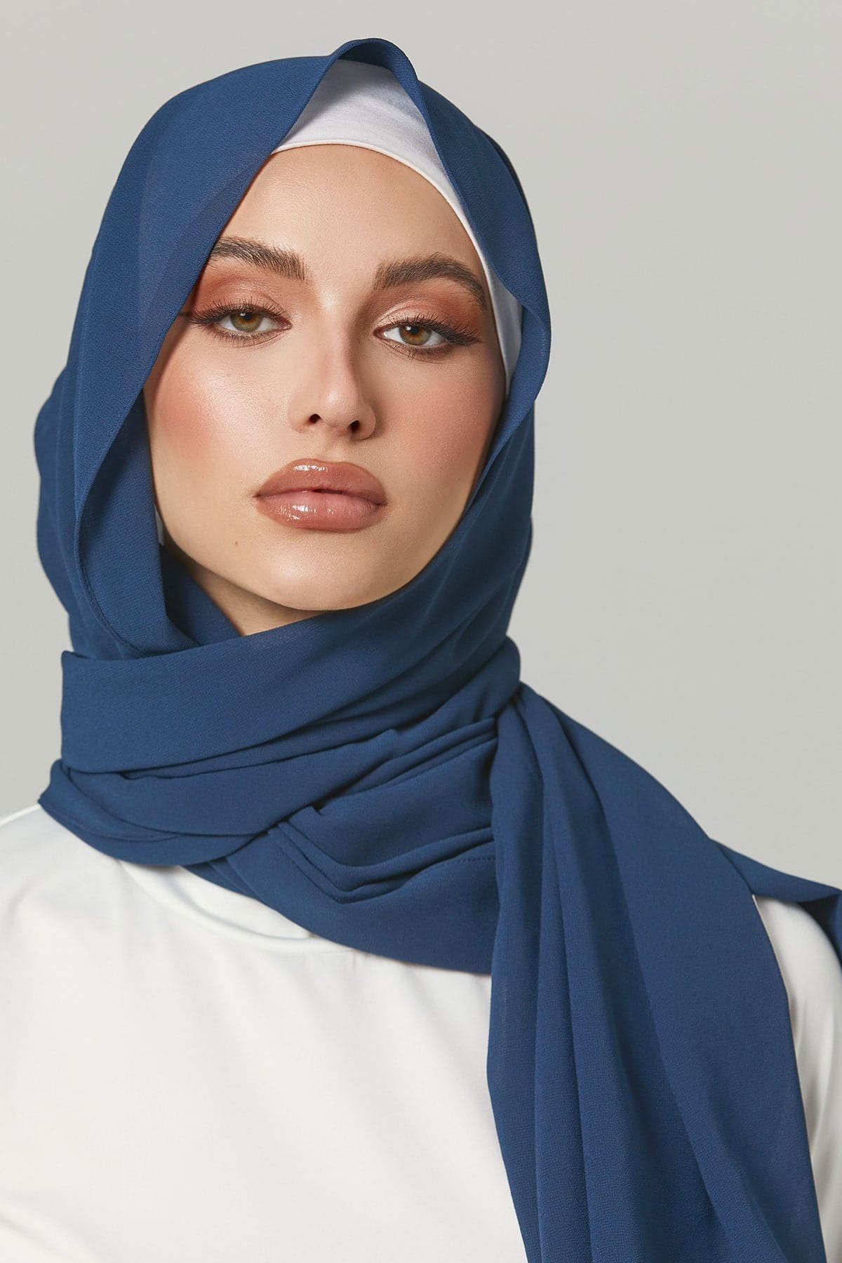 Basic Luxe Chiffon Hijab- Neveen - Zahraa The Label