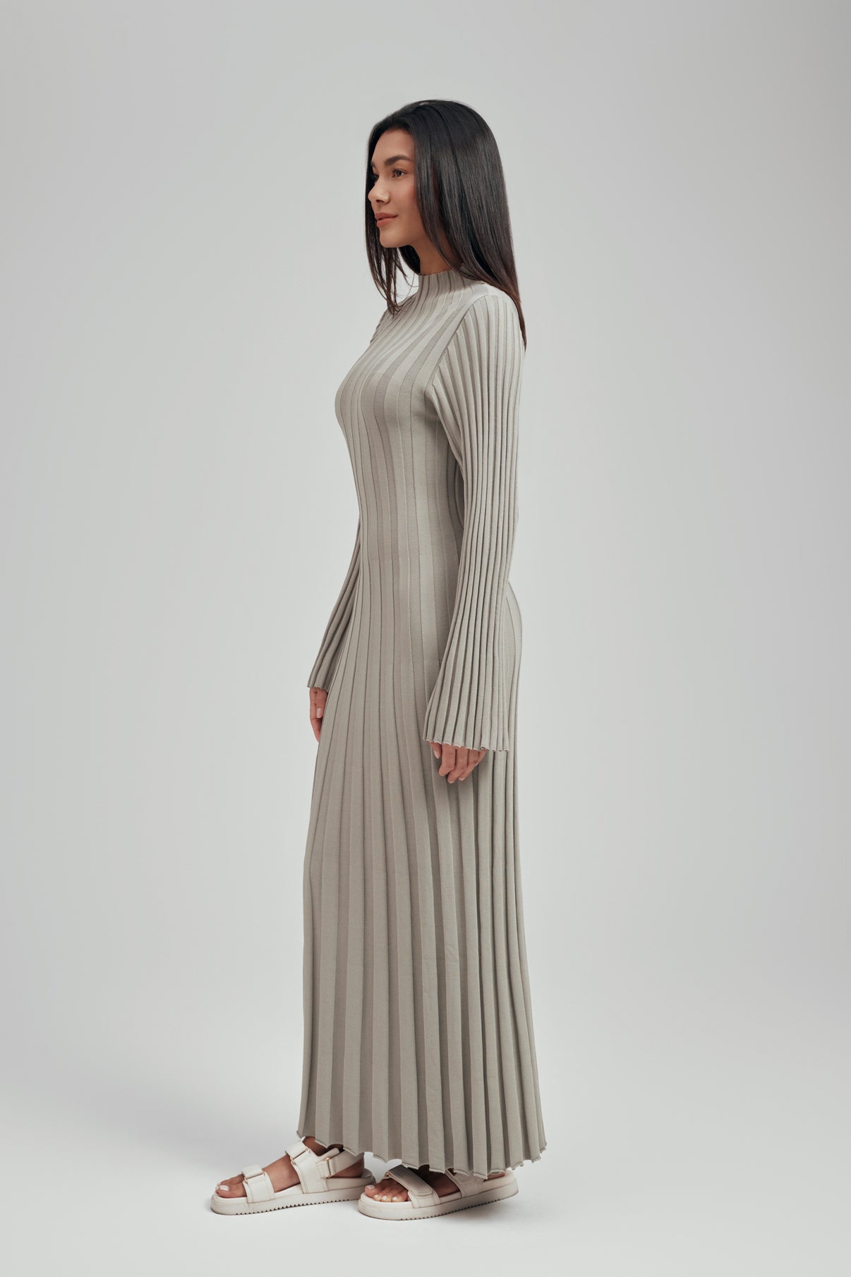 Remi Ribbed Knit Long Sleeve Maxi Dress
