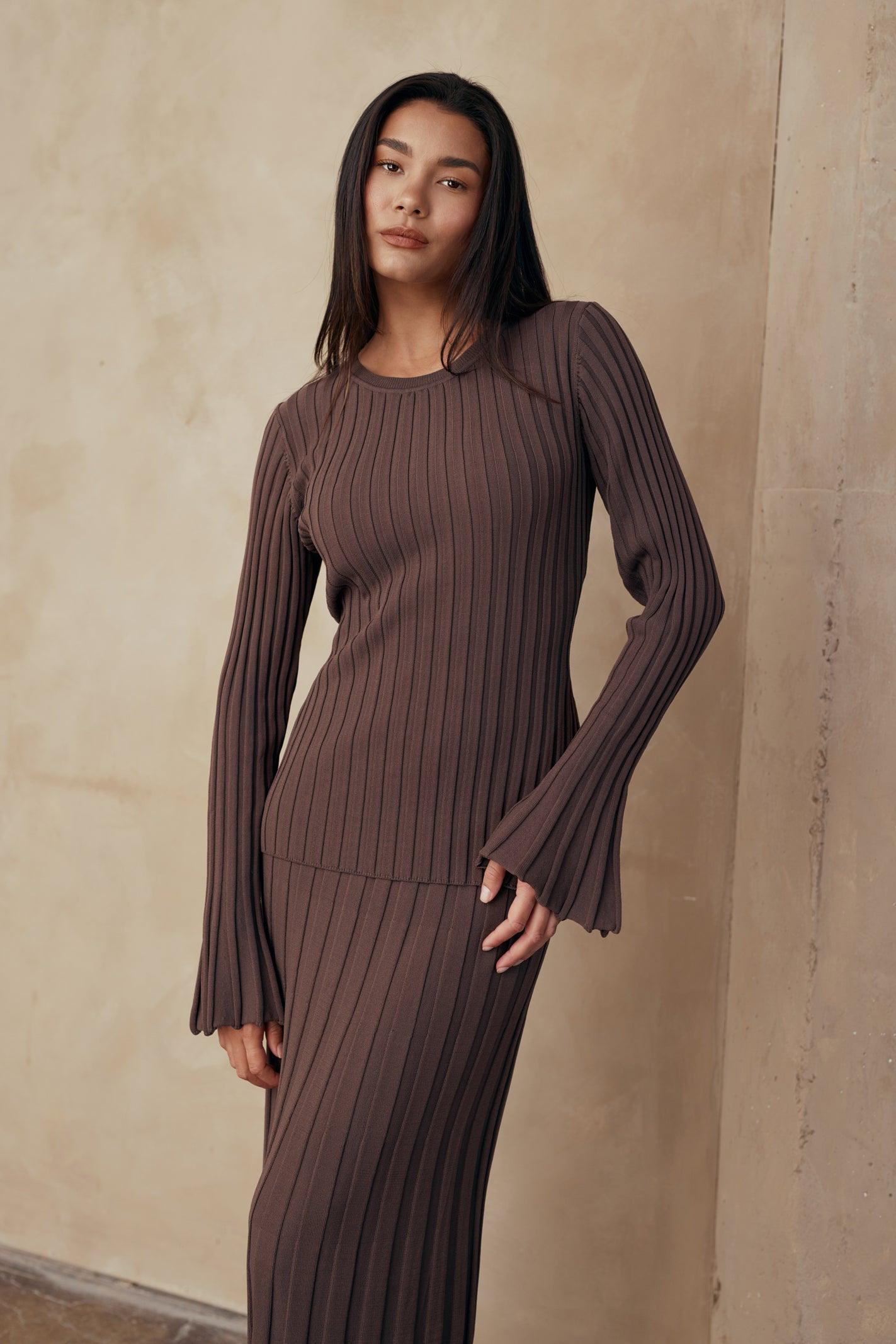 Luna Ribbed Knit Long Sleeve Top – Zahraa The Label