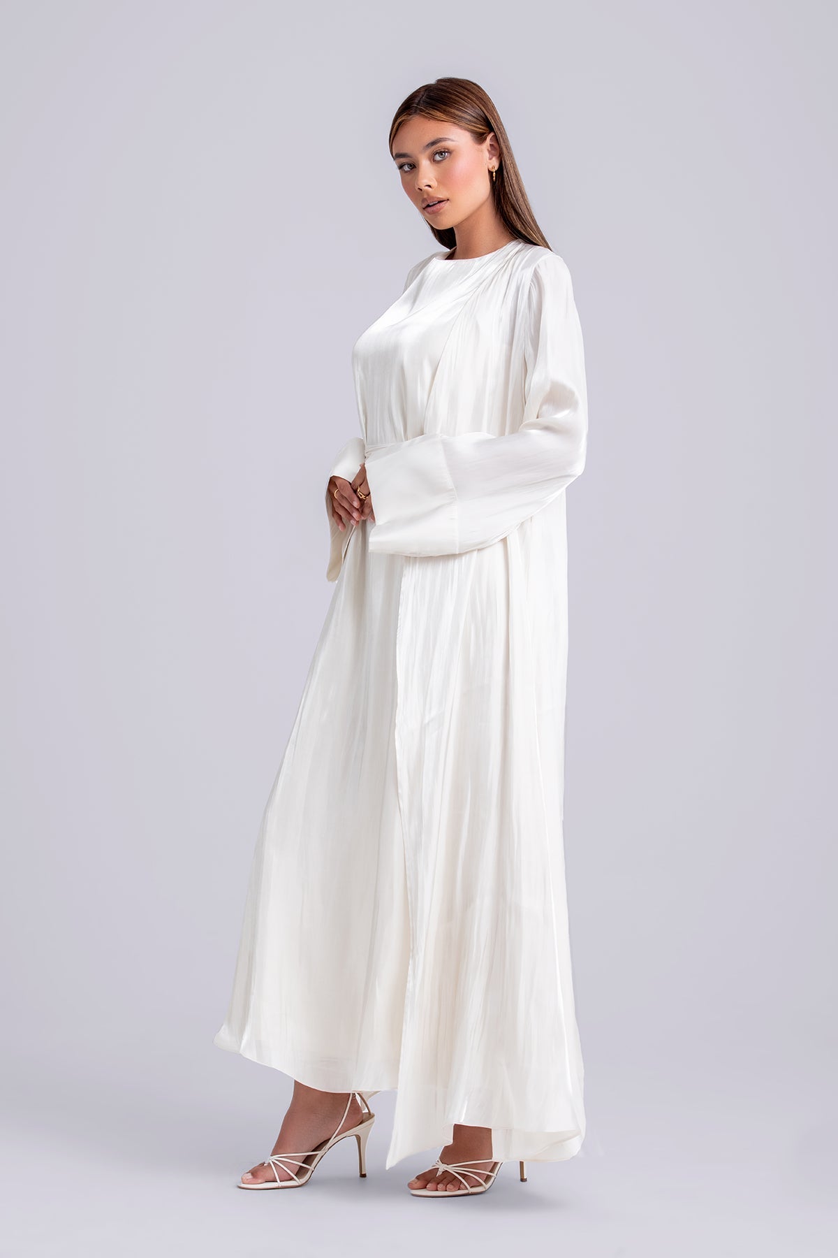 Nora Two Piece Abaya Set- Ivory – Zahraa The Label