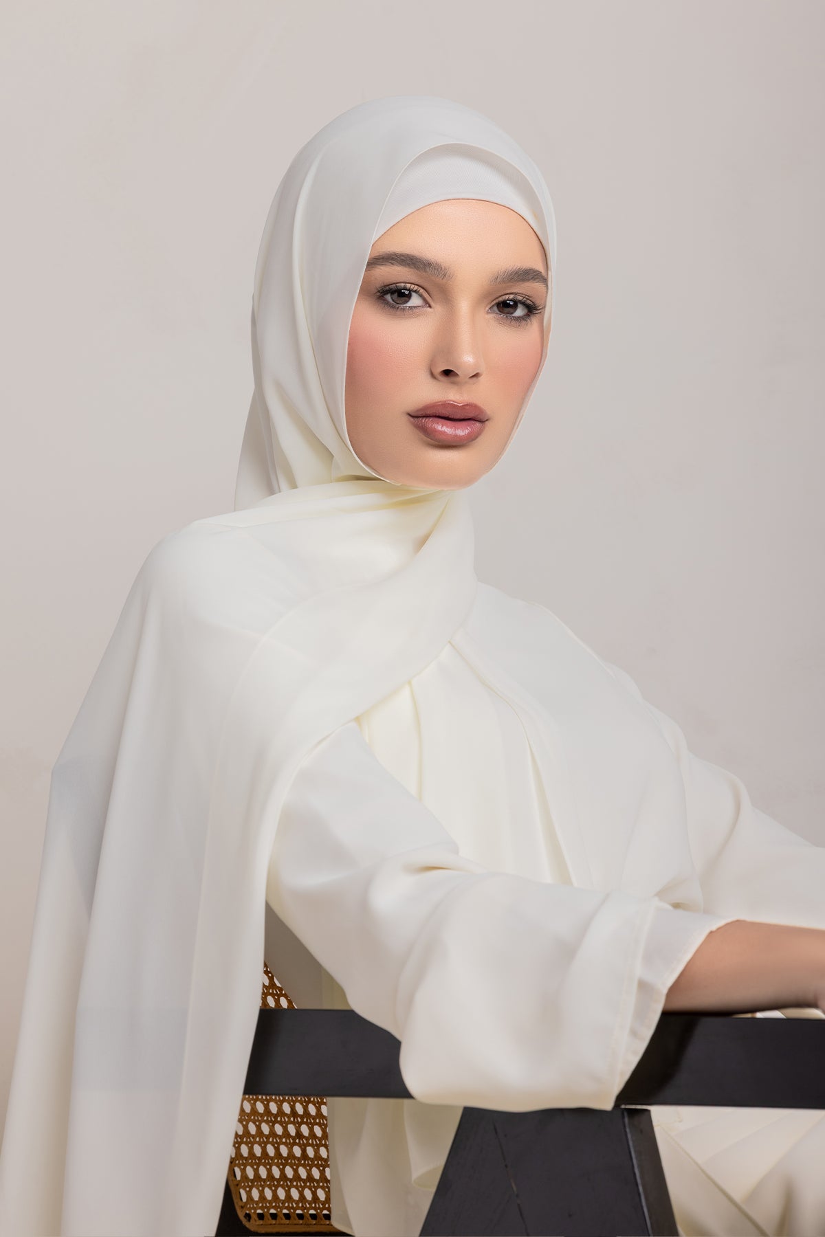 Nada Matching Hijab - Off White - 4