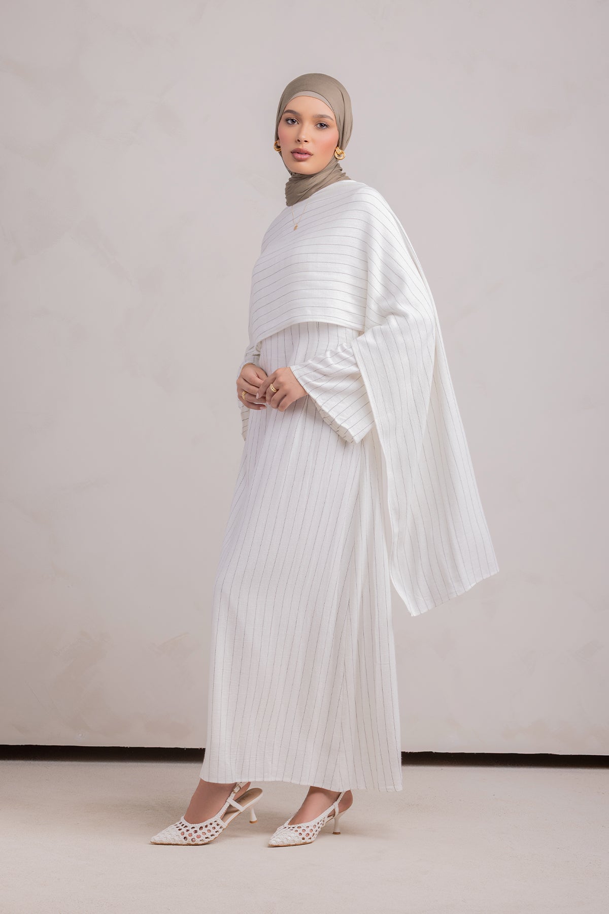 Huda Everyday Cape Dress - Oasis - 9