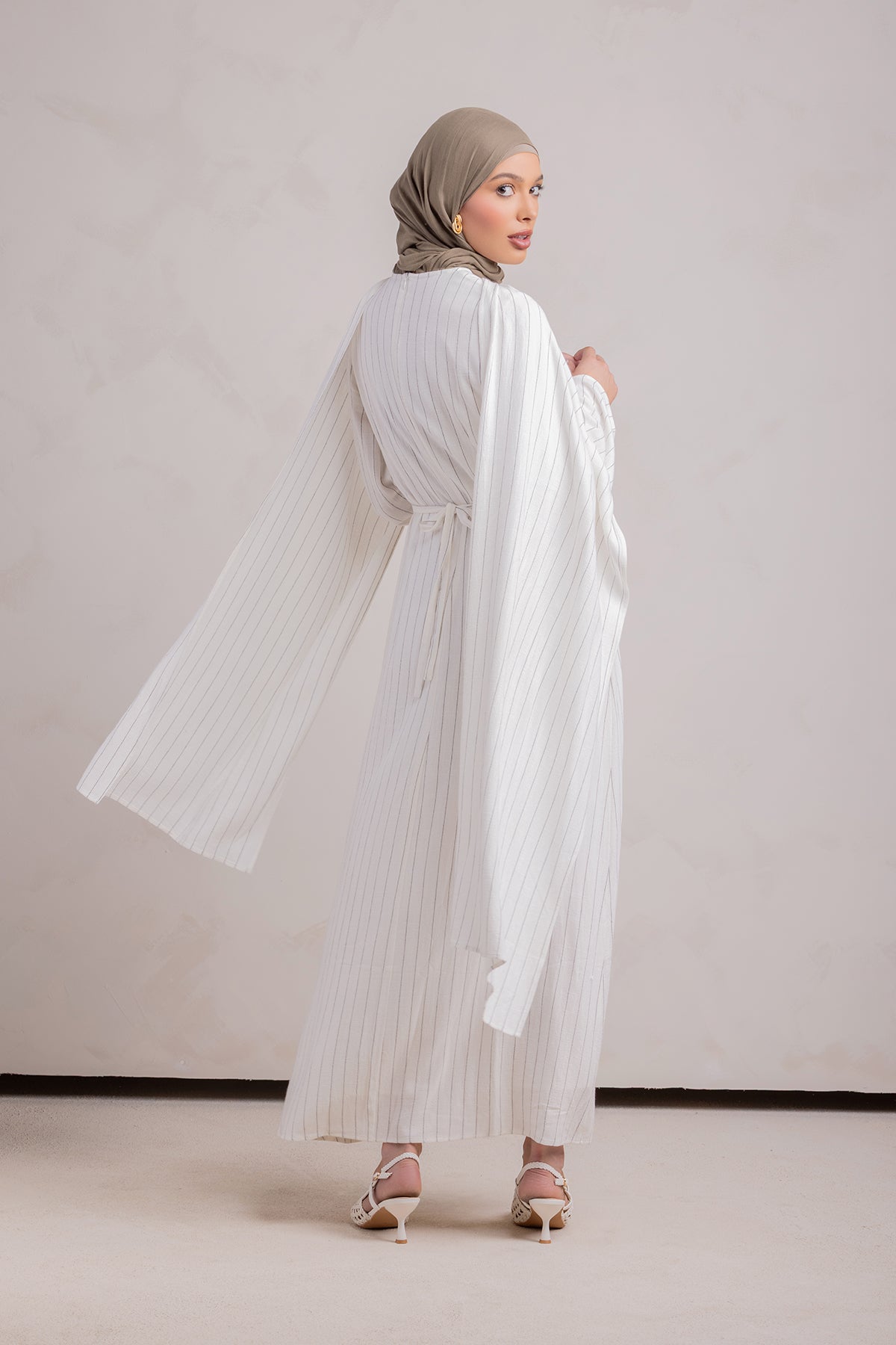 Huda Everyday Cape Dress - Oasis