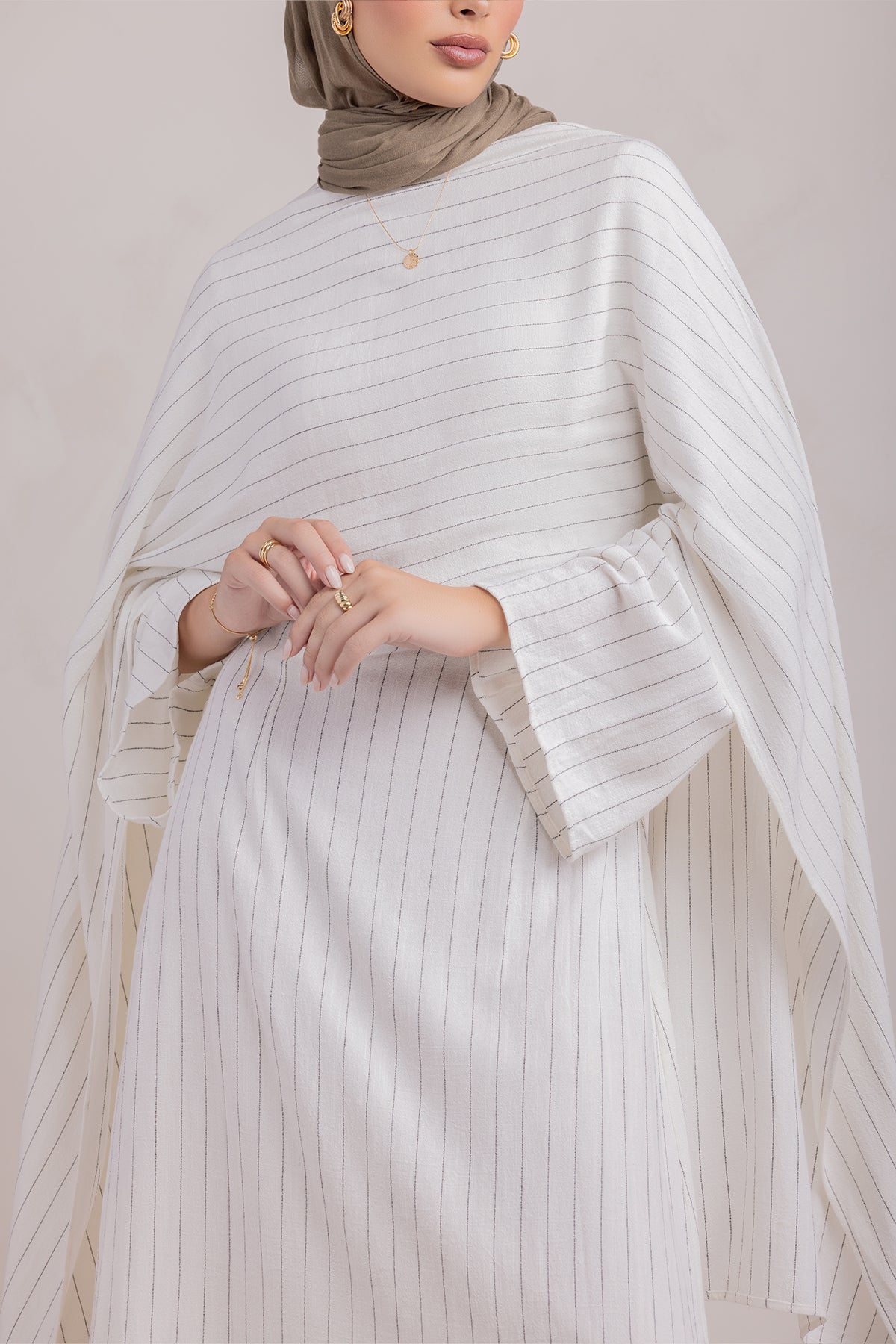 Huda Everyday Cape Dress - Oasis - 5