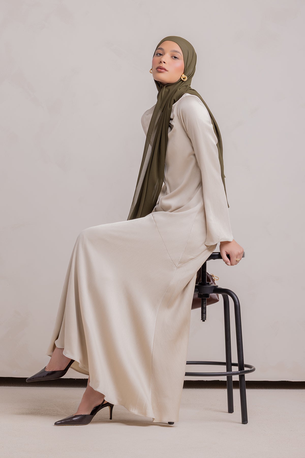 Irva Long Sleeve Maxi Dress-Sandstone - 4