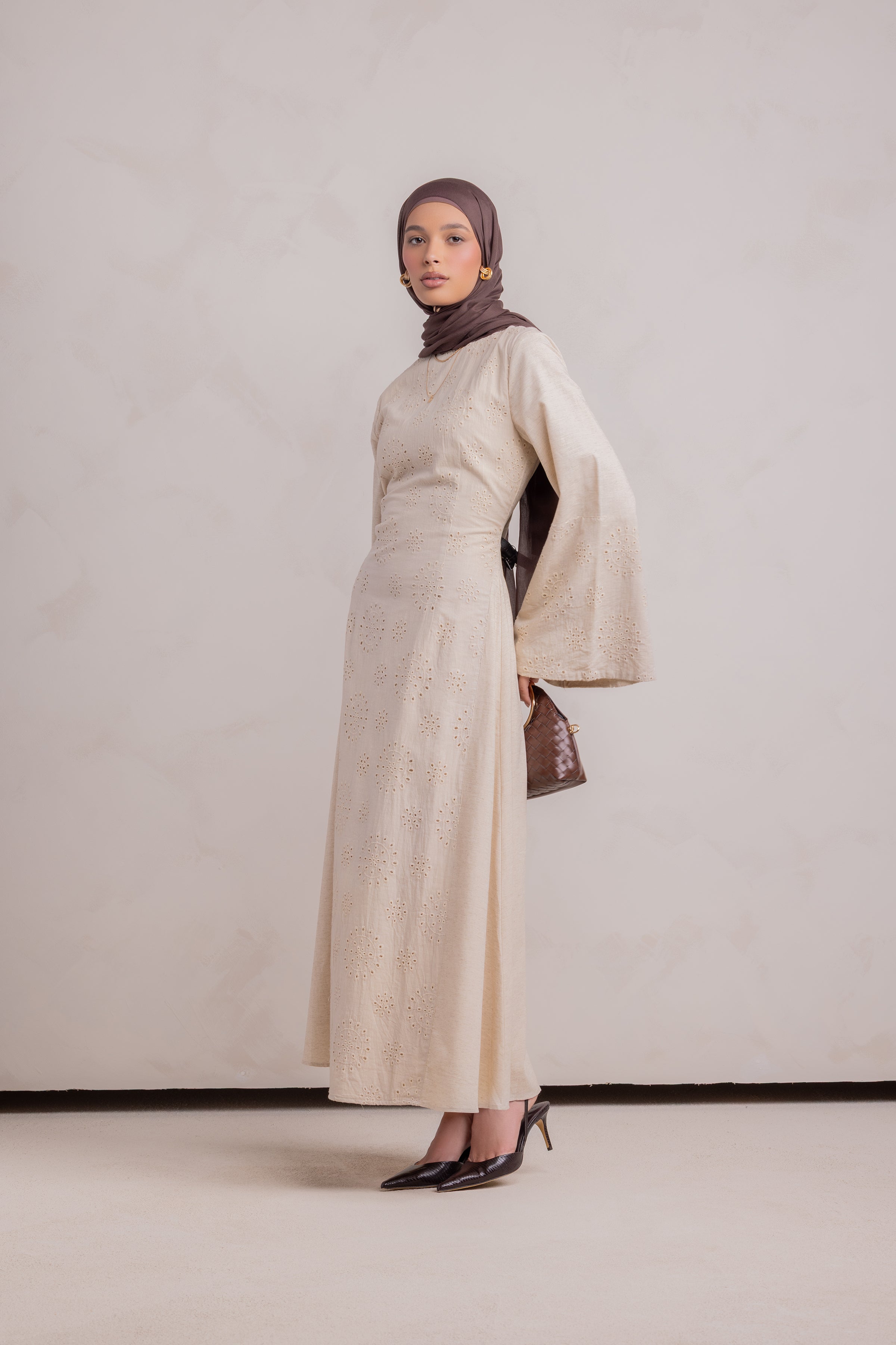Lulwa Embroidery Dress - Dubai - 10