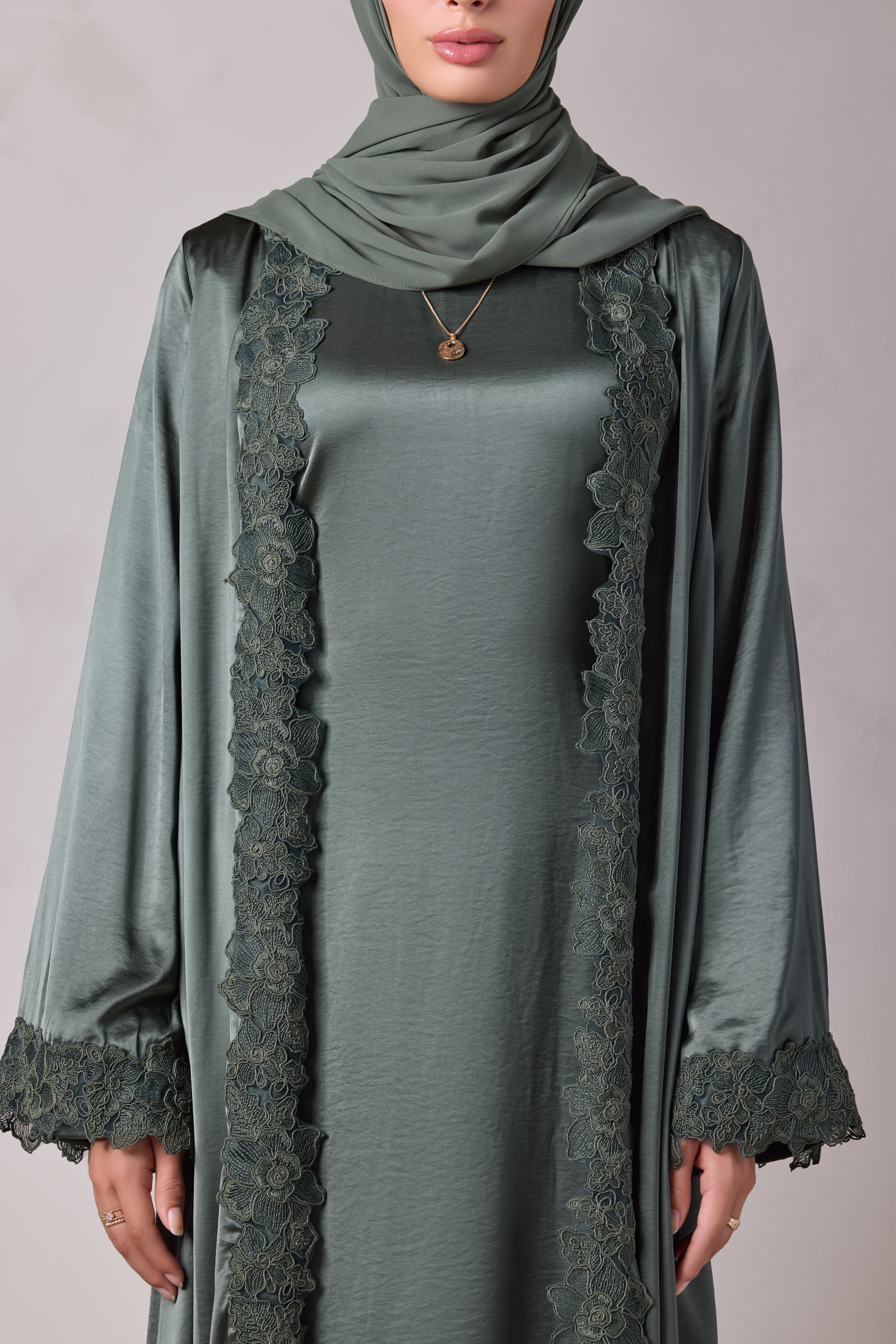 Amani Lace Trim Abaya & Hijab Set - Zaytoon