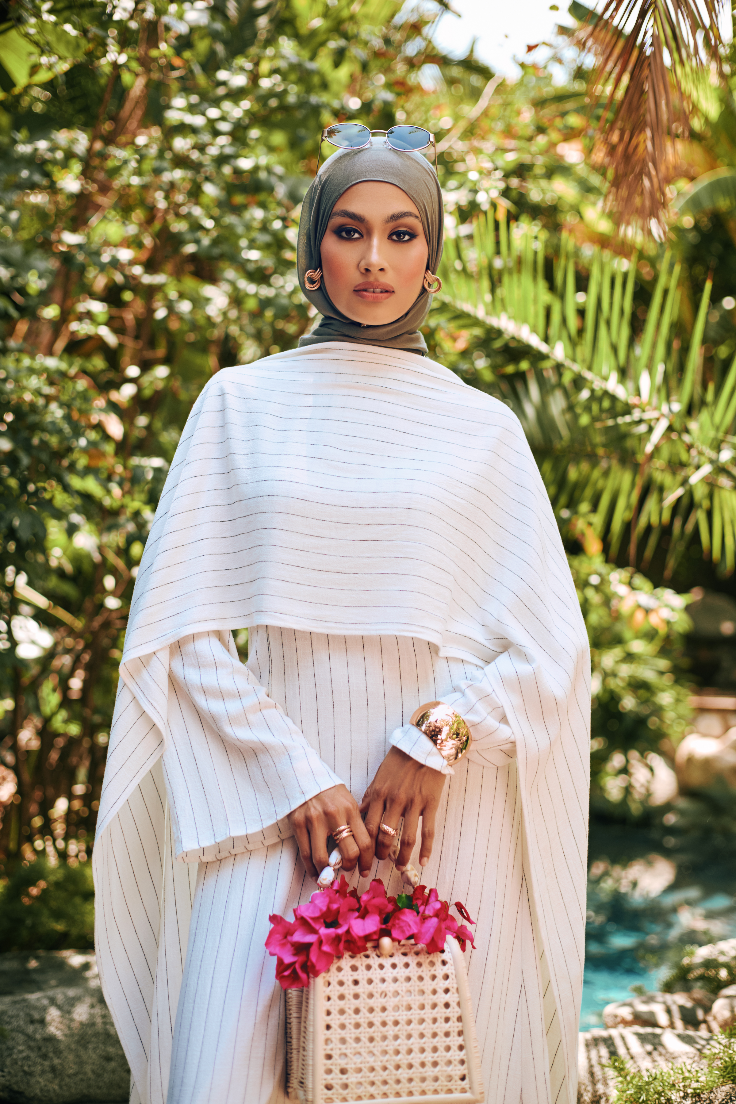 Huda Everyday Cape Dress - Oasis - 13