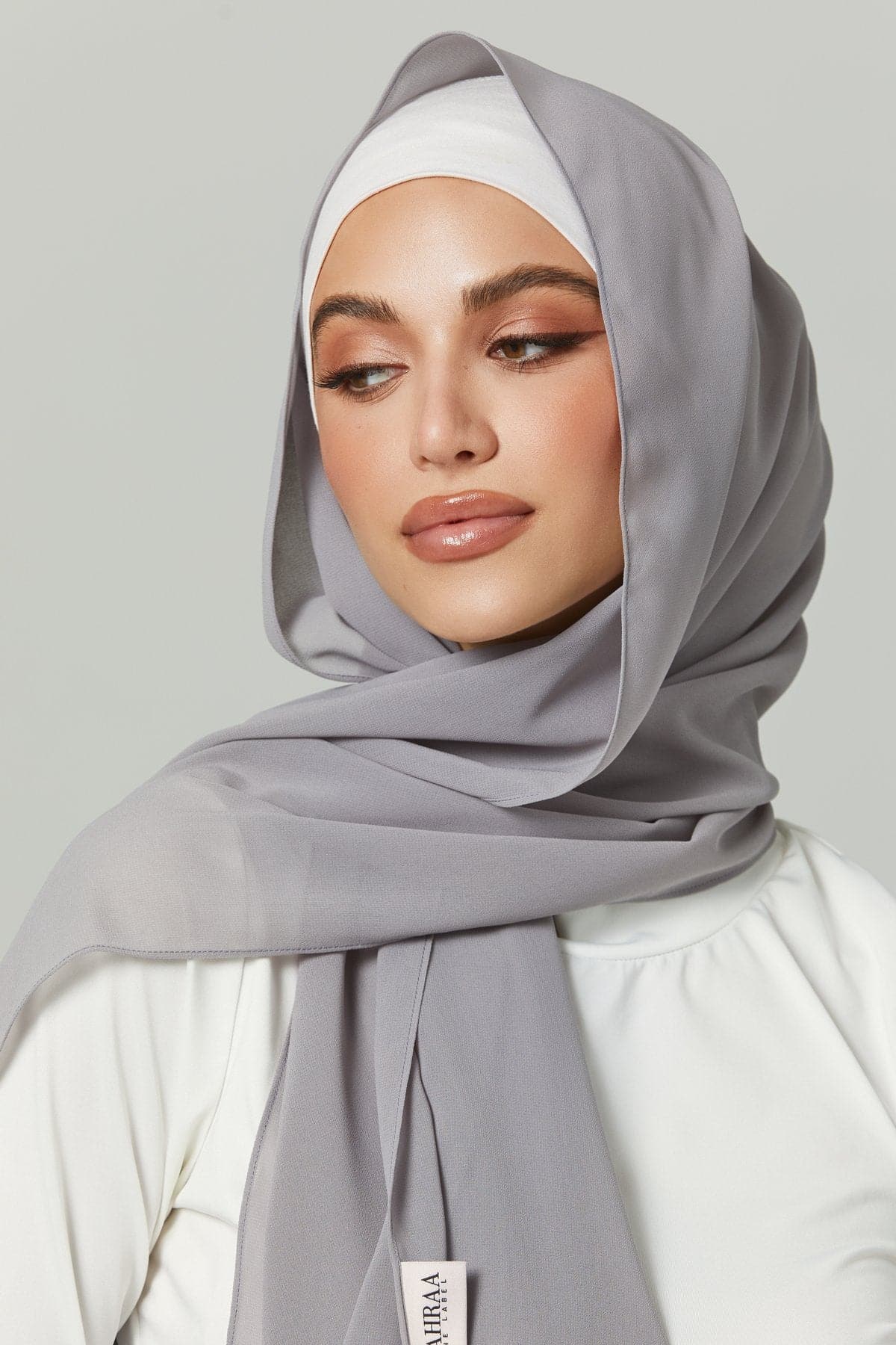 Basic Luxe Chiffon Hijab- Dalia – Zahraa The Label