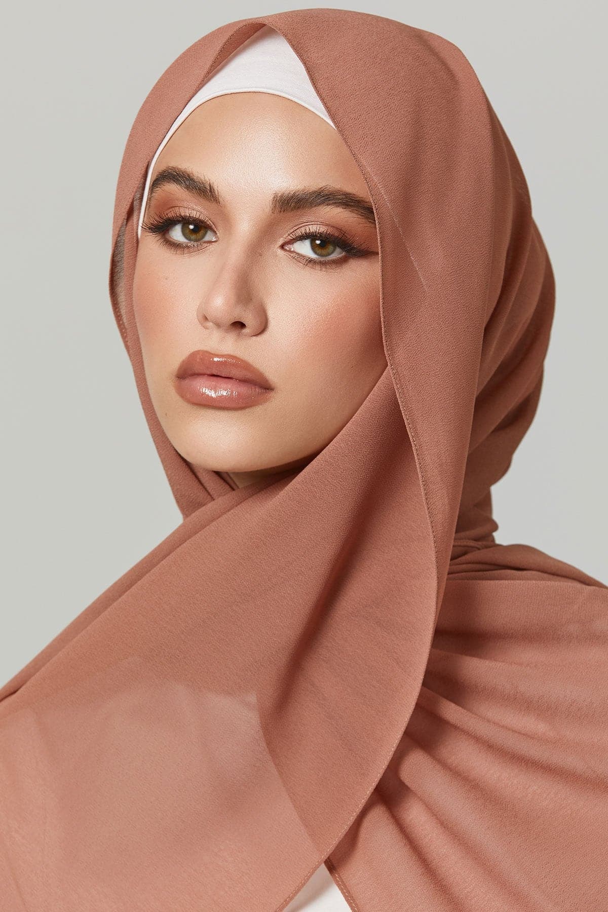 Basic Luxe Chiffon Hijab- Faten - Zahraa The Label