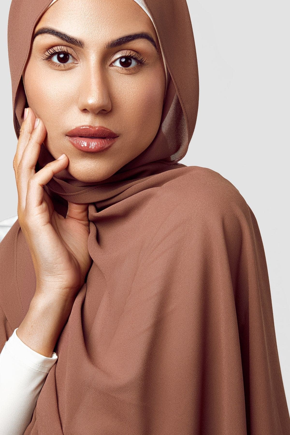 Basic Luxe Chiffon Hijab- Sabreen - Zahraa The Label