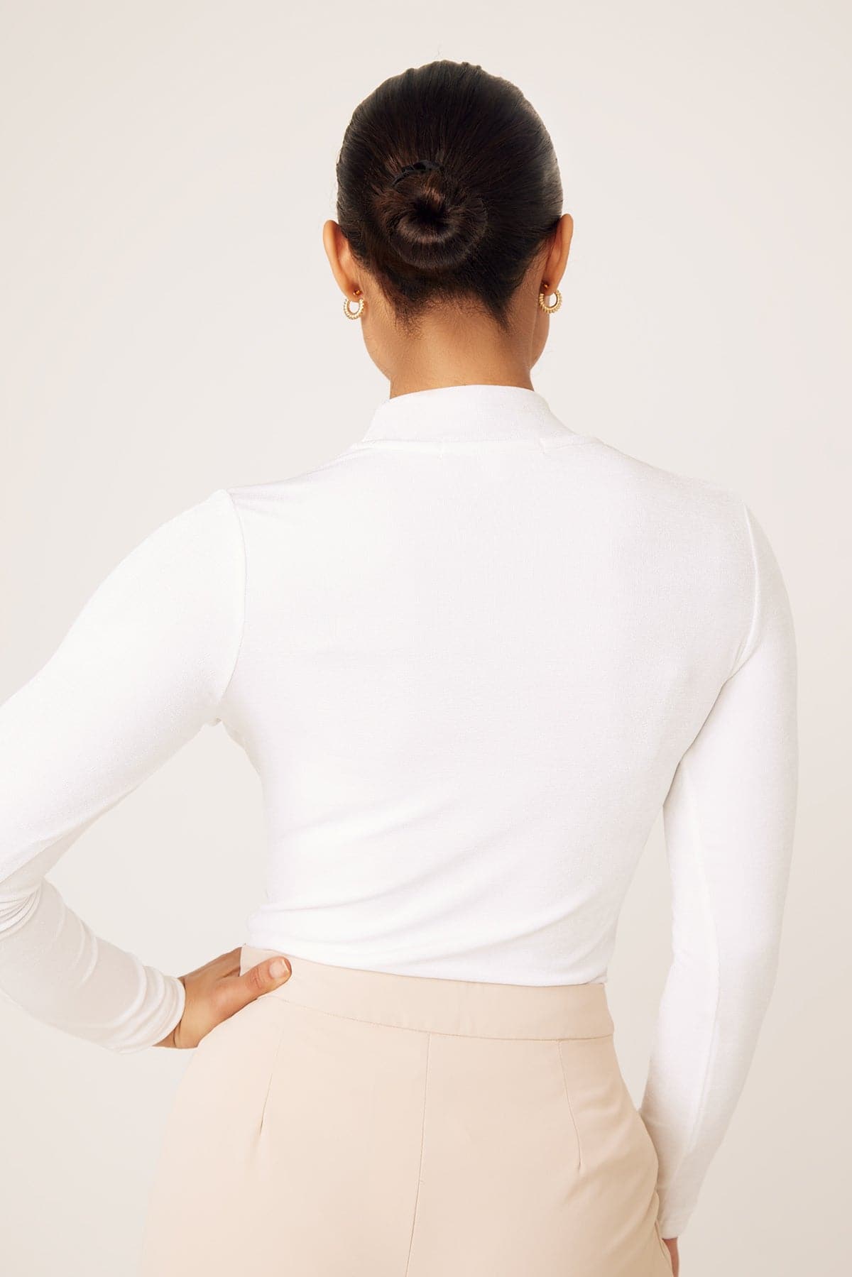 Camile Long Sleeve Body Shirt- White - Zahraa The Label