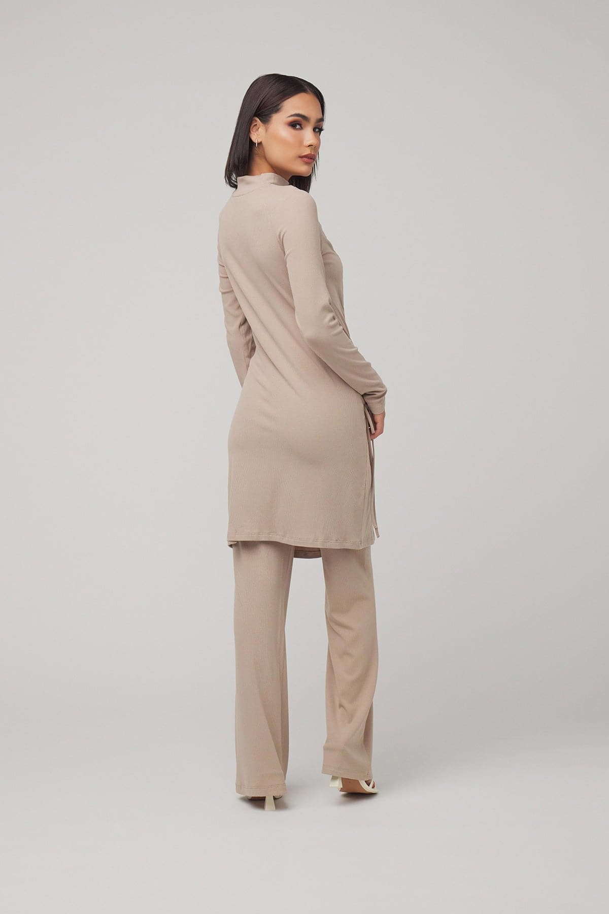 Israa Ribbed Ruched Matching Set - Sand - Zahraa The Label