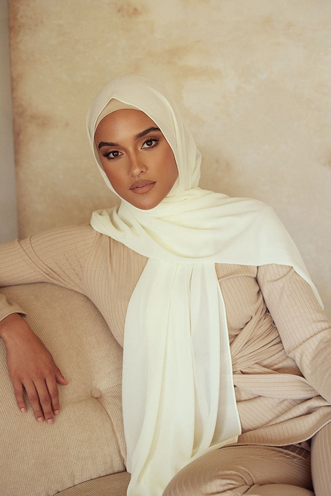 Premium Chiffon Hijab - Cream - Zahraa The Label