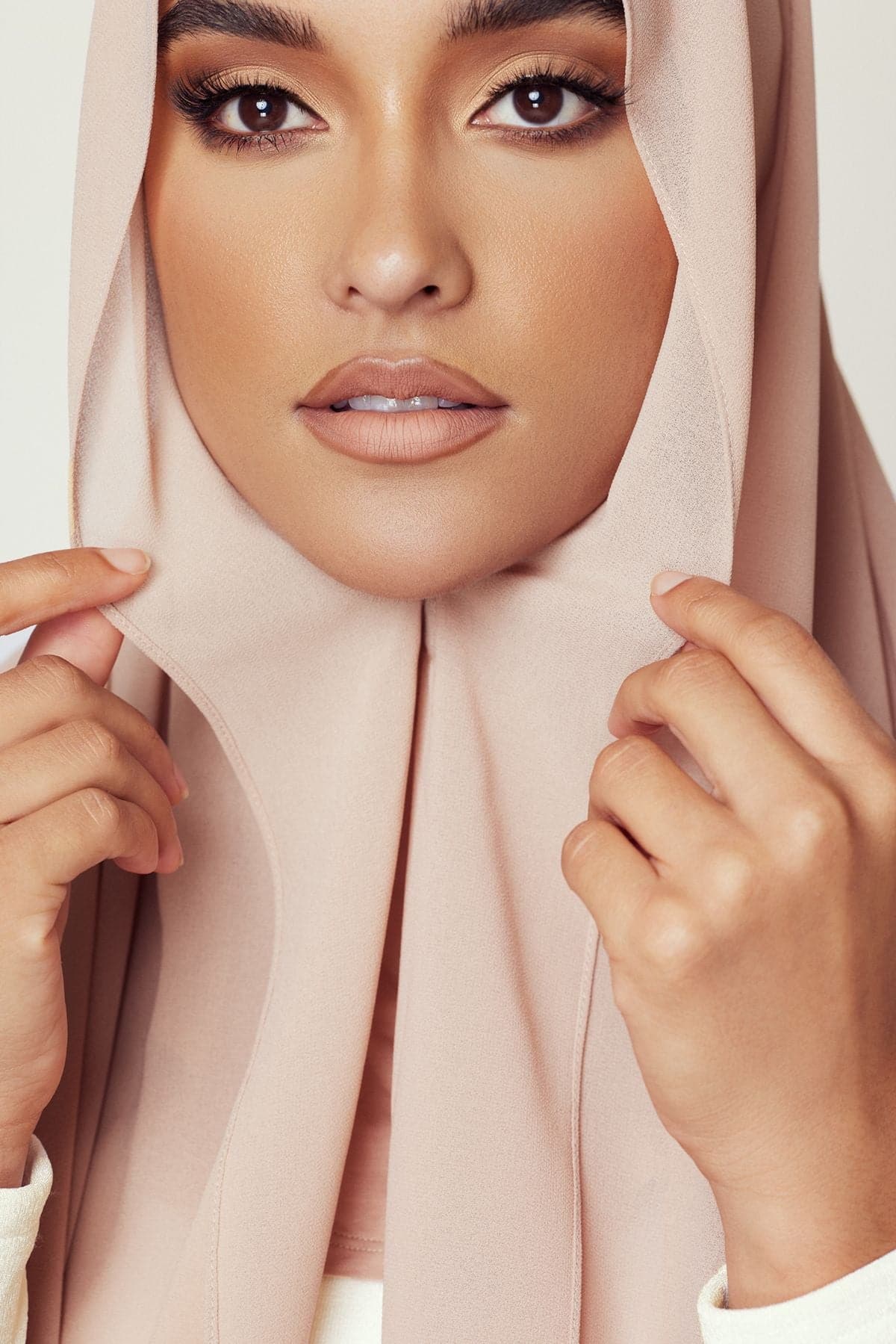 Zahraa Instant Chiffon Hijab- Oat - Zahraa The Label